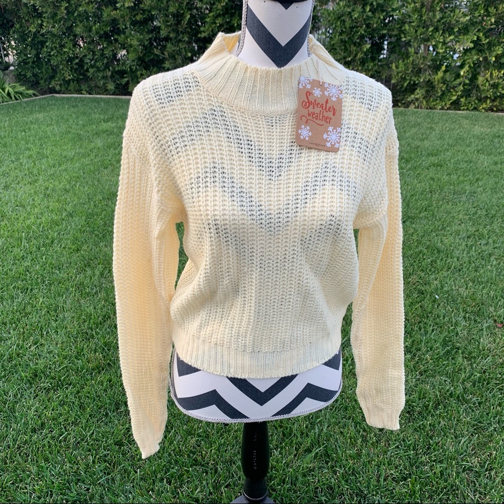 LOVE Change yellow knit sweater
